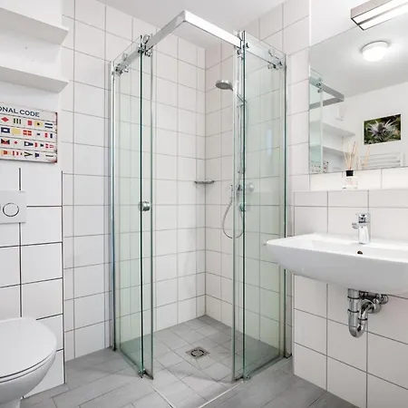 Hummelflug Ofc 01 레리크